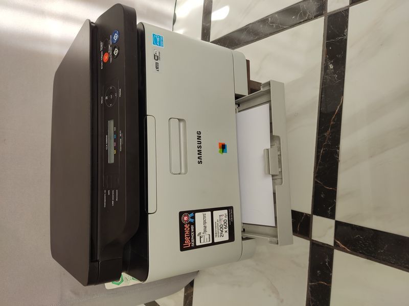 КОЛЬОРОВЕ МФУ CLX-3305W WI-FI Прошитий, Практично новий clx 3305w фото