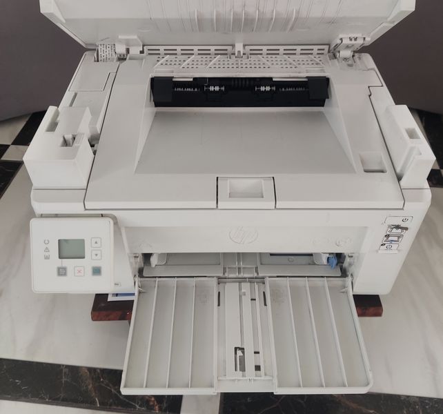 Суперкомпактний та швидкий БФП HP LaserJet Pro M130a. НОВИЙ КАРТРИДЖ m130a фото